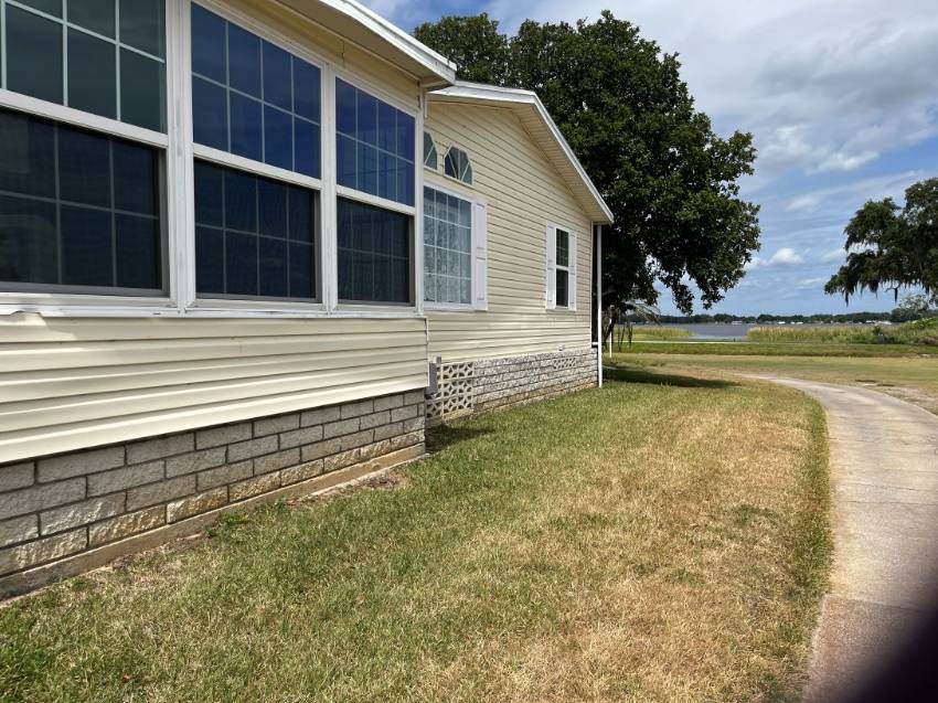 1108 La Costa Lane a Winter Haven, FL Mobile or Manufactured Home for Sale